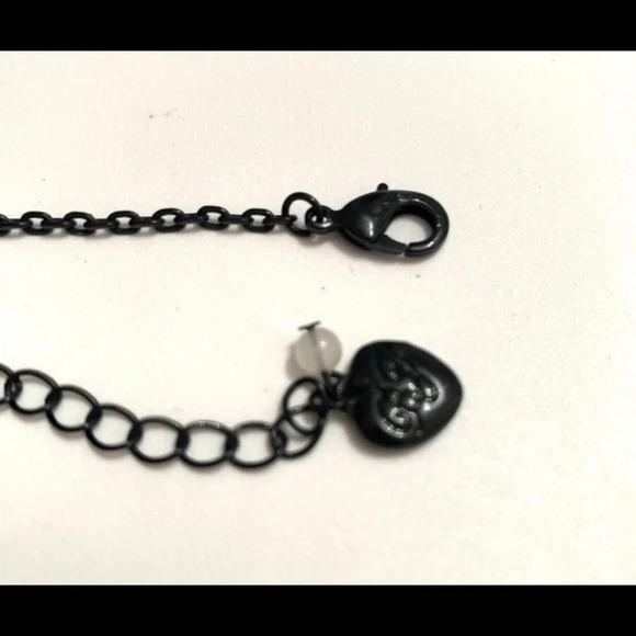 BETSEY JOHNSON SET Halloween Cat Head Crystals in Gunmetal Earrings Necklace NWT - Picture 7 of 13